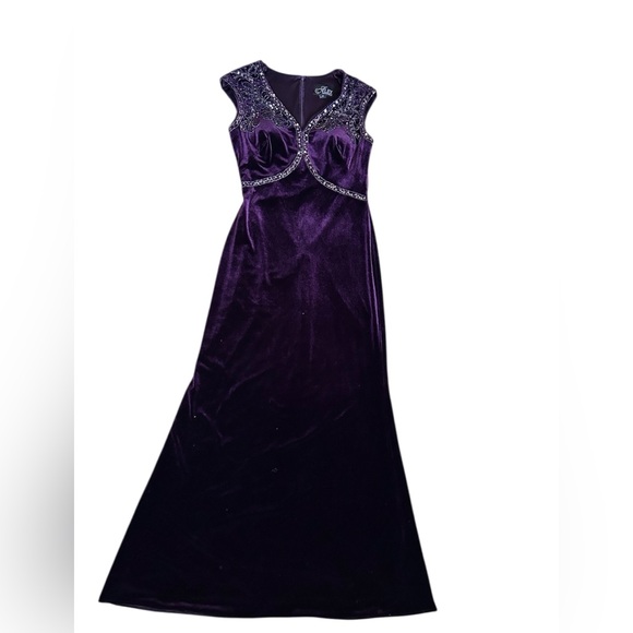 Alex Evening Gorgeous Beaded Deep Purple Stretch Velvet Formal Dress size 8 - Picture 5 of 11